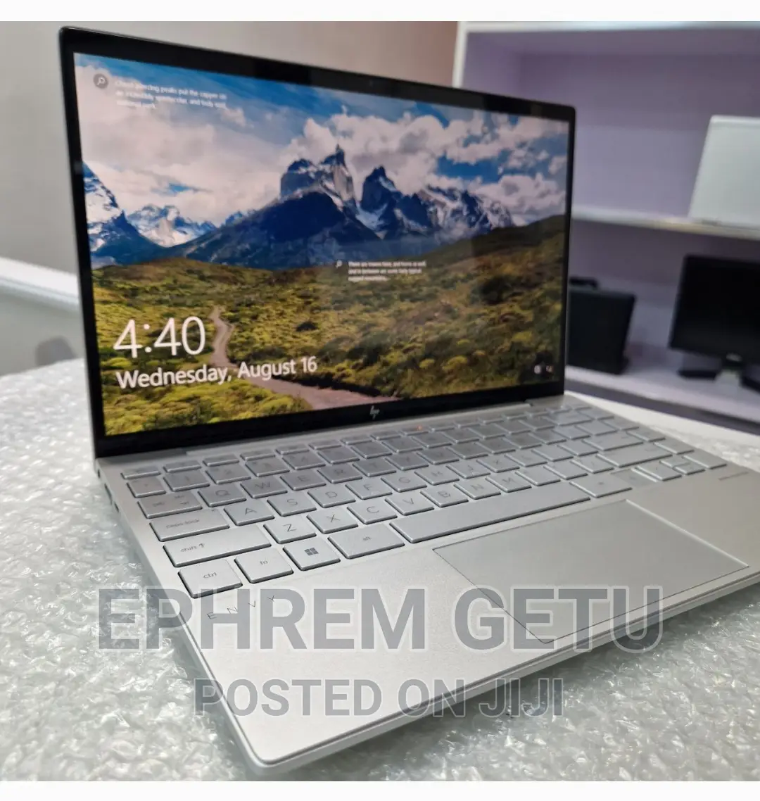 New Laptop HP Envy 13 16GB Intel Core I7 SSD 1T