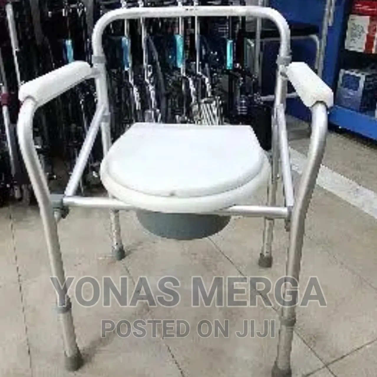 Toilet Chair Folding Commode Chair With Casters