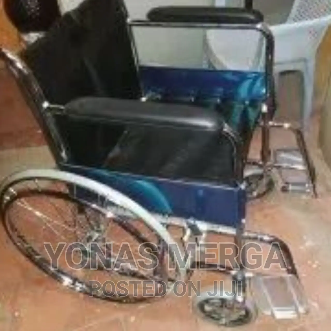 Fixed Vinjee Foldable Manual Wheelchair