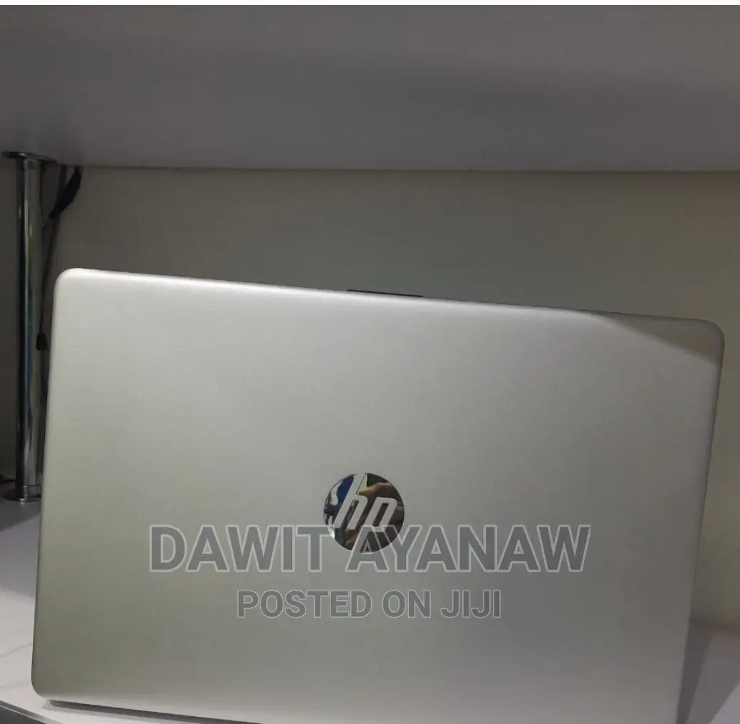 New Laptop HP 8GB Intel Core I3 SSD 512GB