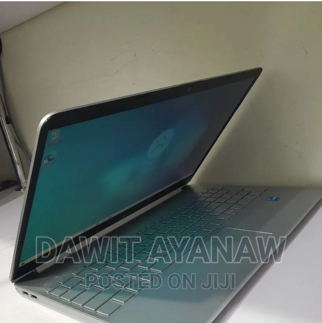 New Laptop HP 8GB Intel Core I3 SSD 512GB