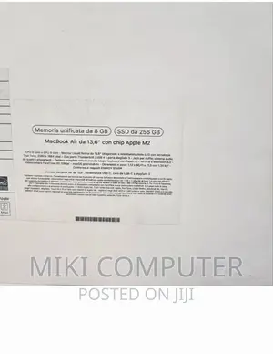 New Laptop Apple MacBook Air 2023 M2 8GB SSD 256GB