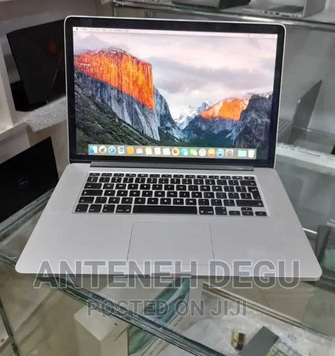 New Laptop Apple MacBook Pro 2015 16GB Intel Core I7 SSD 512GB
