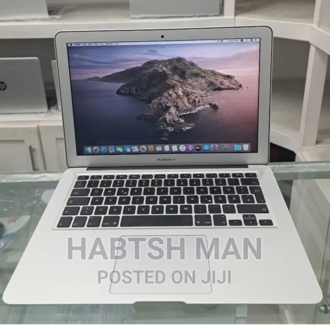 New Laptop Apple MacBook Air 2017 8GB Intel Core i5 SSD 128GB