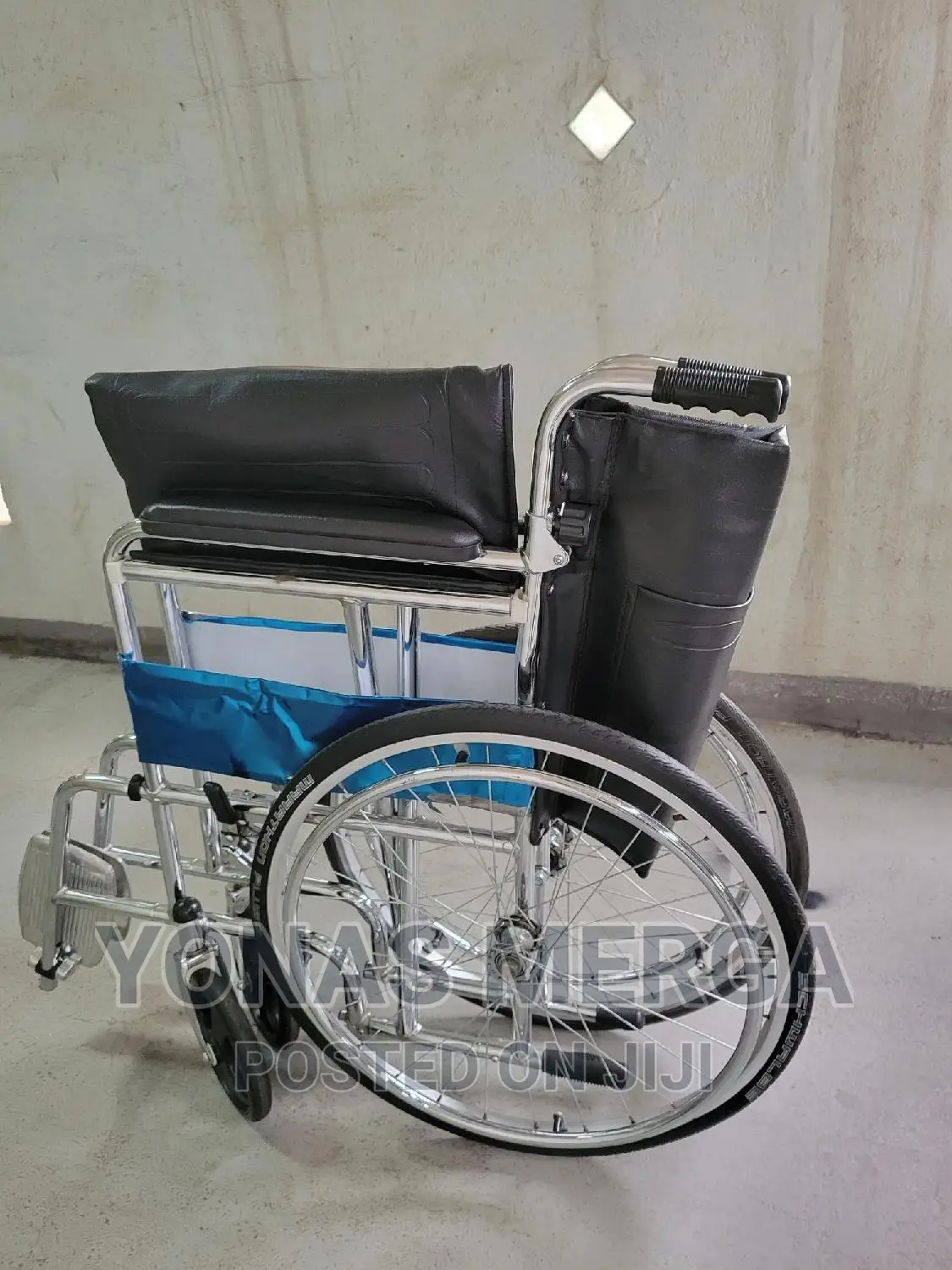 Professional Helping Person Wheelchair