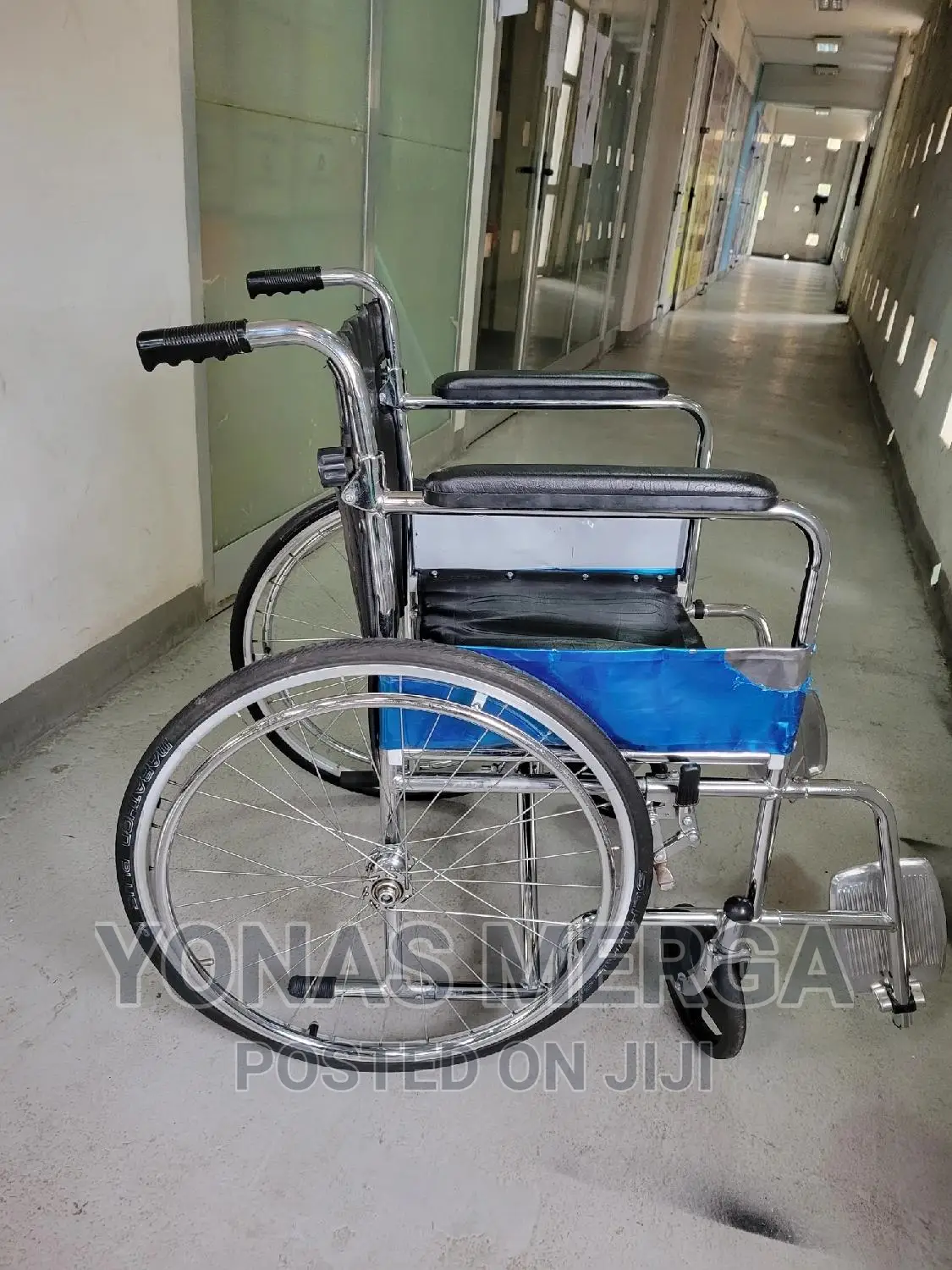 Professional Helping Person Wheelchair