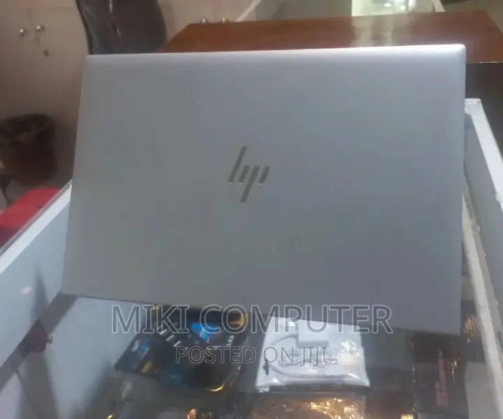 New Laptop HP EliteBook 830 16GB Intel Core I7 SSD 512GB