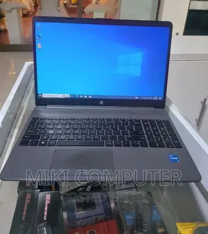 Photo - New Laptop HP Stream Notebook 16GB Intel Core I5 SSD 512GB