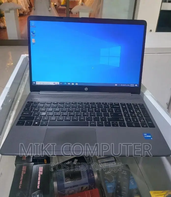 New Laptop HP Stream Notebook 16GB Intel Core I5 SSD 512GB