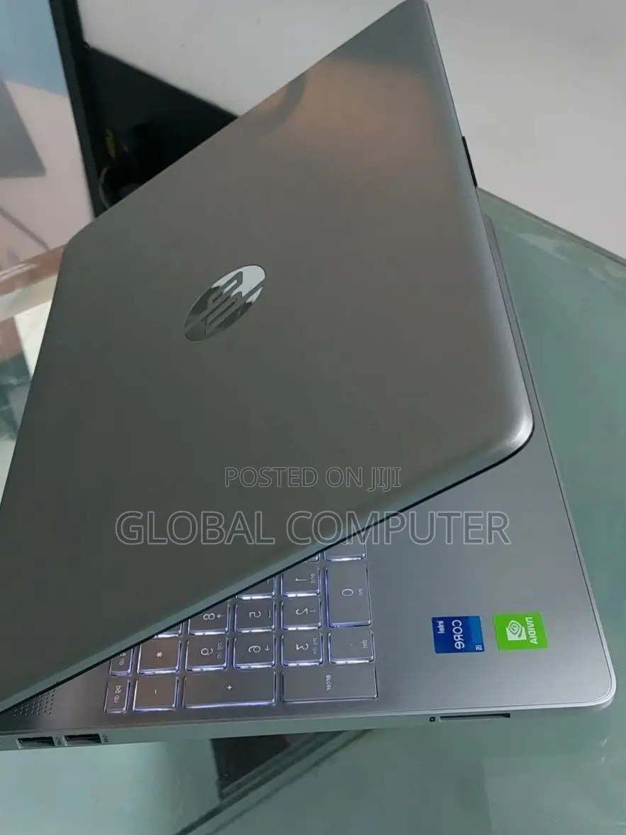 New Laptop HP Stream Notebook 8GB Intel Core I5 SSD 512GB