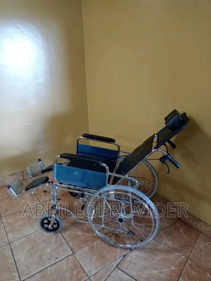 ለታካሚዎች መርጃ የሚሆን ዌልቸር እንደ አልጋ የሚሆን Wheelchair Strecher