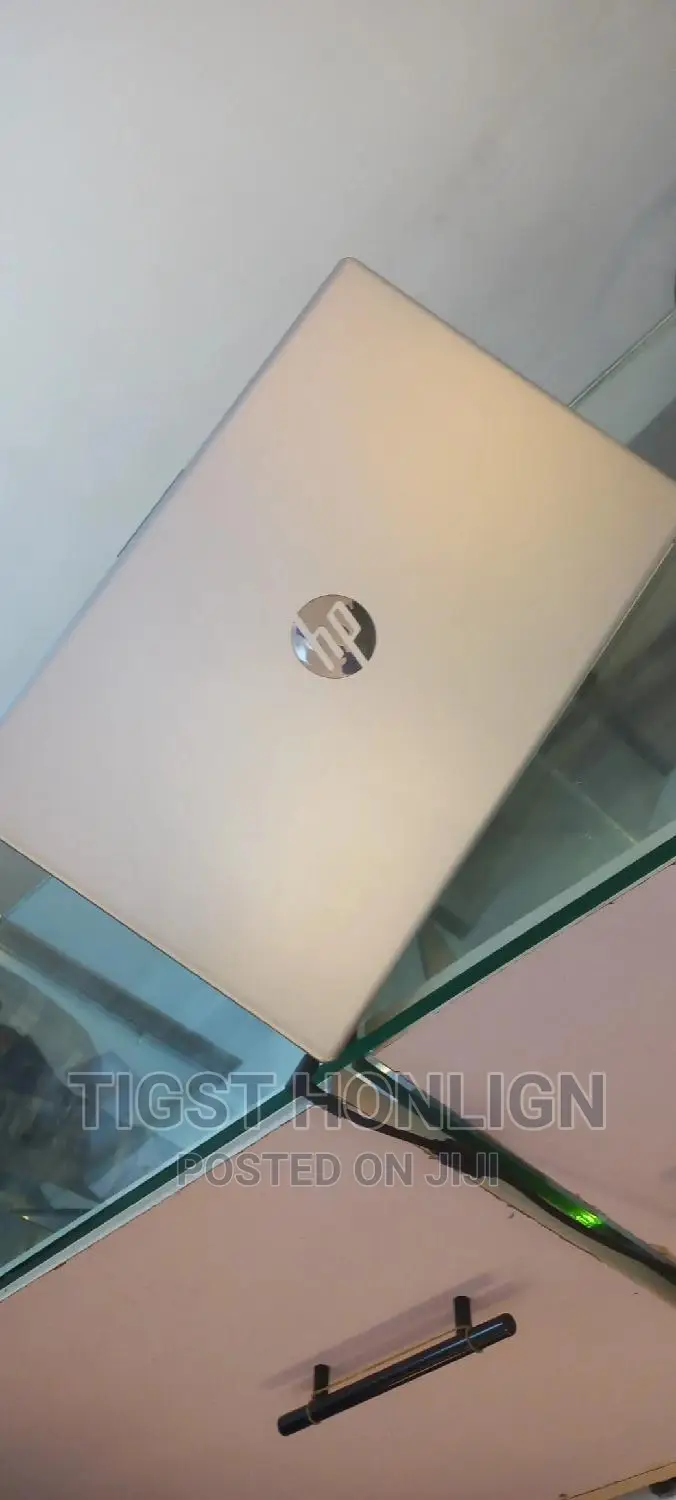 New Laptop HP 16GB AMD Ryzen 5 SSD 512GB