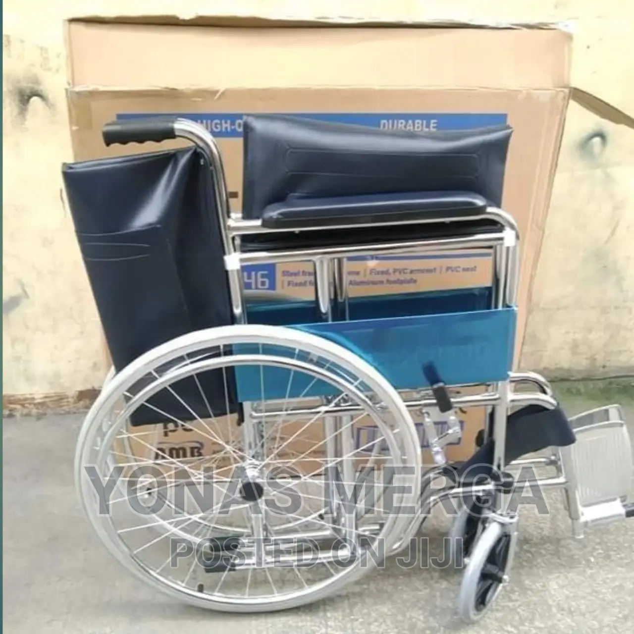 120kg 2.5 Feet Manual Wheel Chair, Seat Width: 24inch