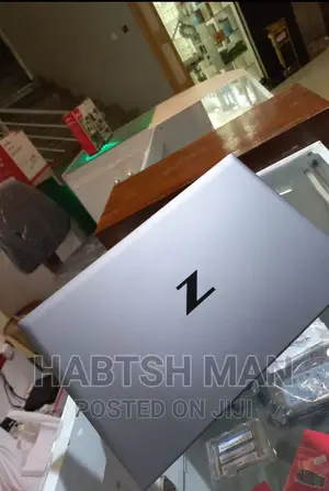 New Laptop HP ZBook 14 16GB Intel Core I7 SSD 512GB