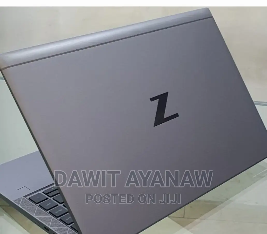 New Laptop HP 8GB Intel Core I7 SSD 1T