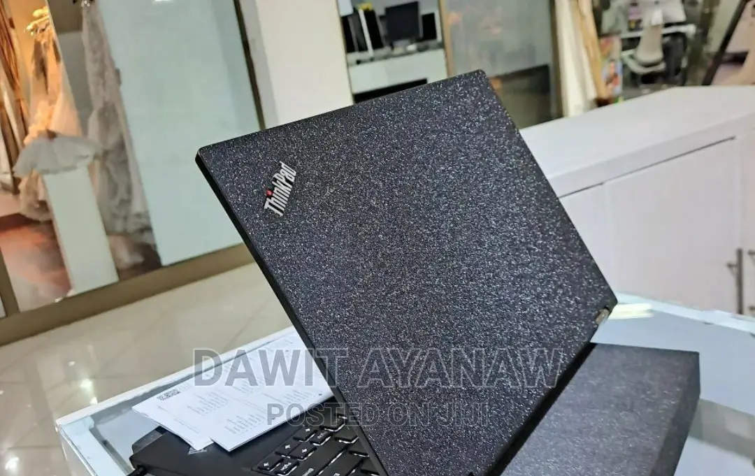 New Laptop Lenovo 16GB Intel Core I7 SSD 512GB