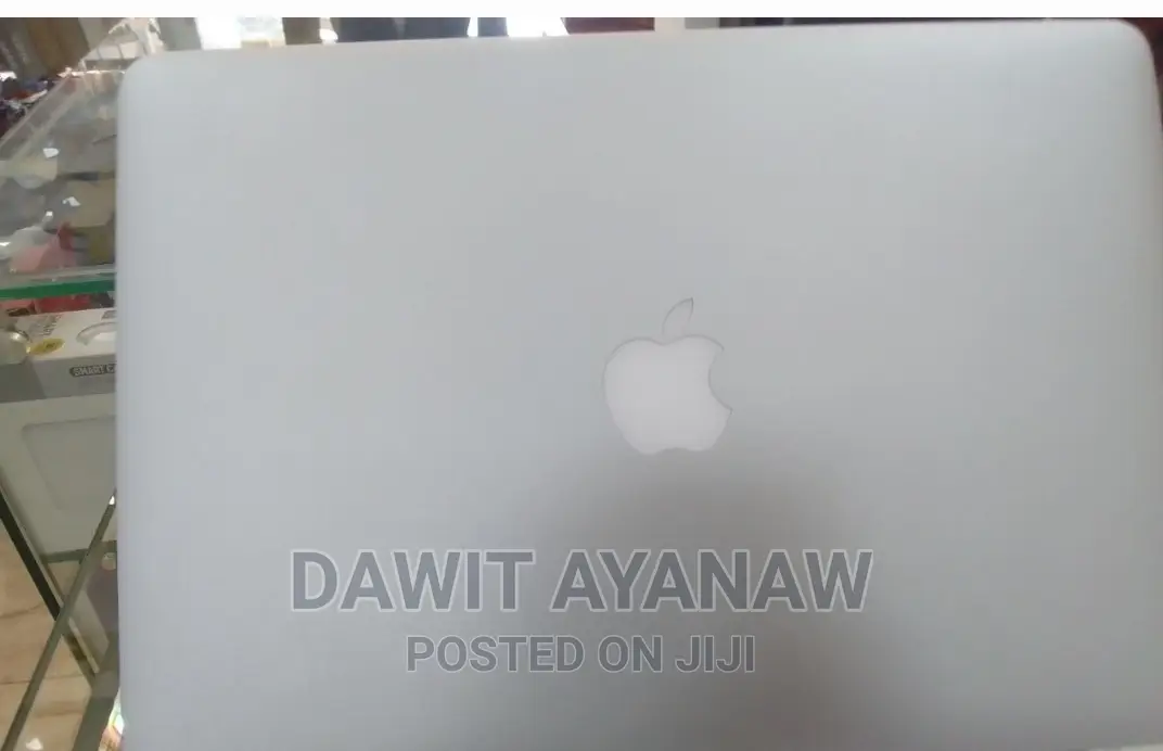 New Laptop Apple MacBook Air 2015 8GB Intel Core I5 SSD 128GB