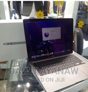 New Laptop Apple MacBook Air 2020 8GB Apple M1 SSD 256GB