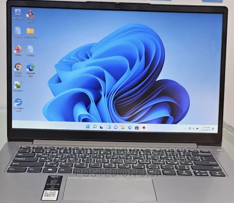 New Laptop Lenovo 8GB Intel Core I3 SSD 512GB