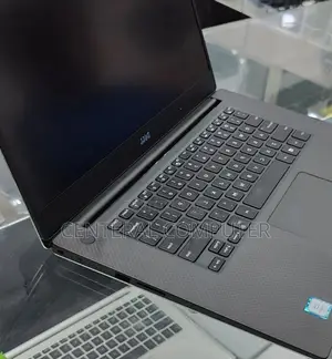 New Laptop Dell XPS 15 (9530) 32GB Intel Core I7 SSD 512GB