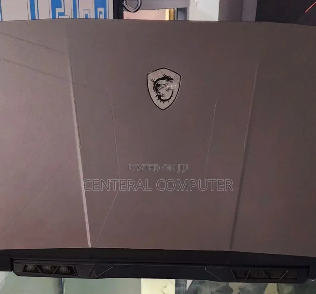 New Laptop MSI GF63 8GB Intel Core I5 SSD 512GB
