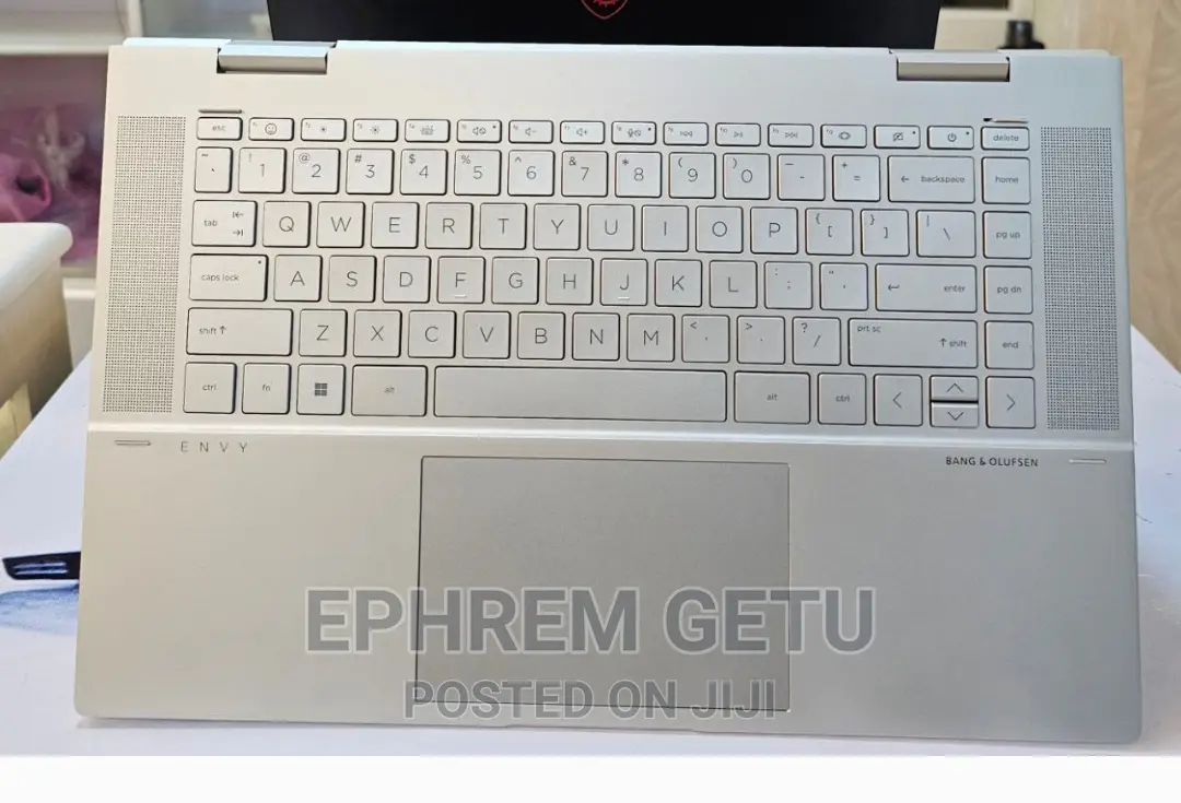 New Laptop HP Envy X360 16GB Intel Core I5 SSD 1T