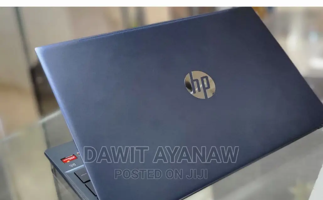 New Laptop HP Pavilion 15 8GB AMD Ryzen 5 SSD 512GB
