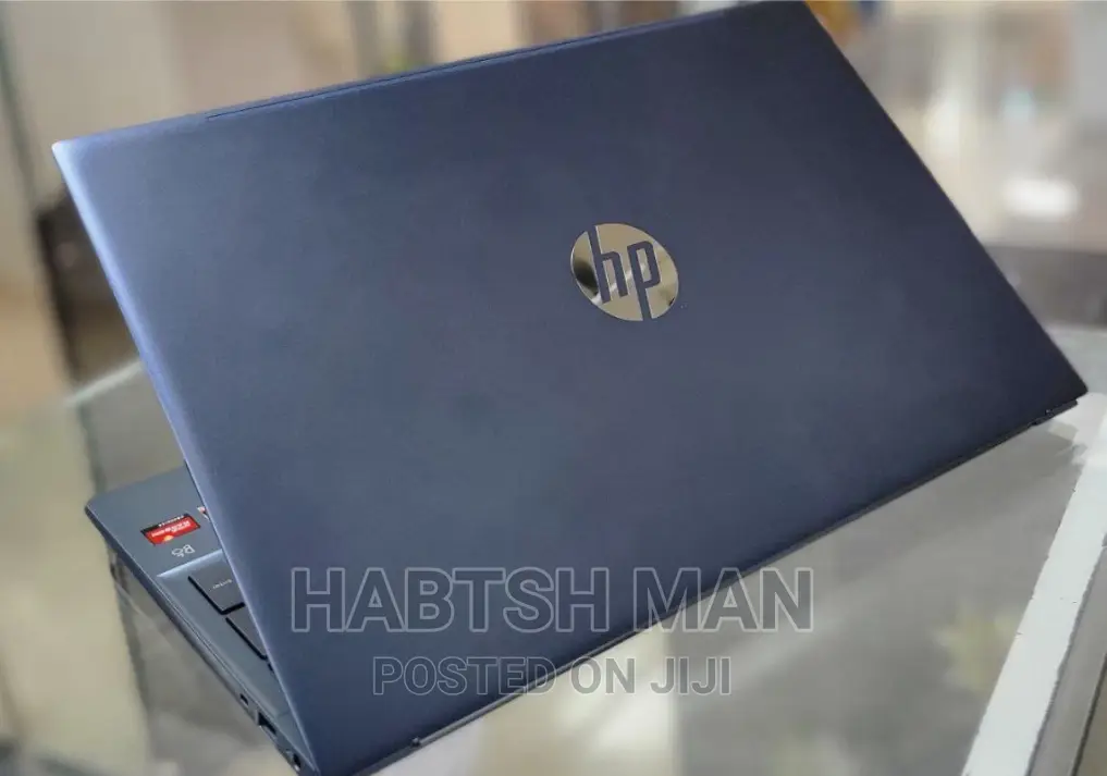 New Laptop HP Pavilion 15 8GB AMD Ryzen 5 SSD 512GB