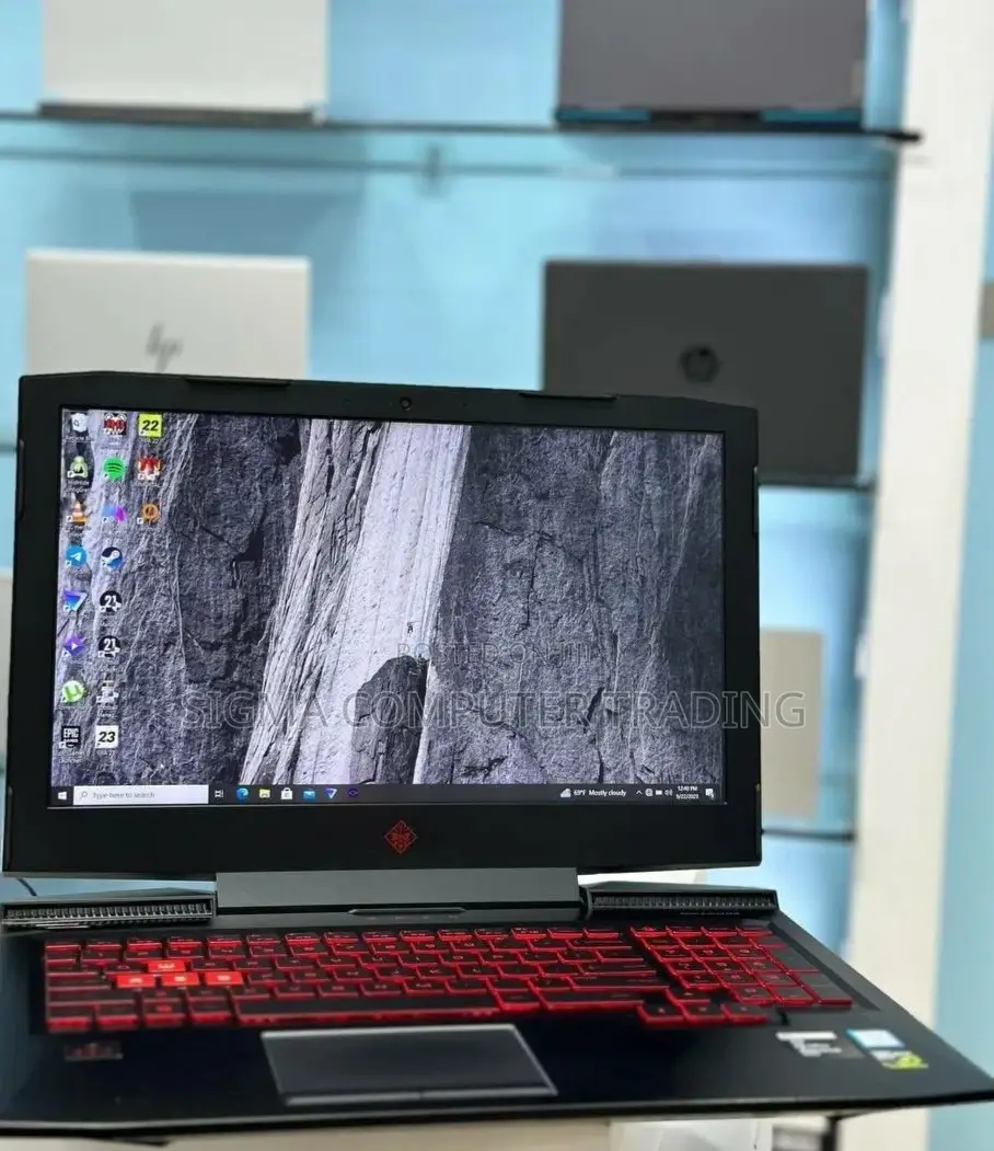 New Laptop HP Omen 15 8GB Intel Core I5 HDD+SSD 1T