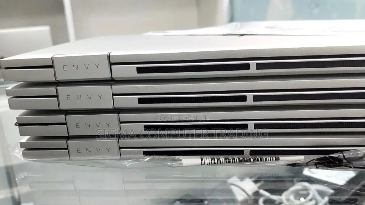 New Laptop HP Envy X360 16GB Intel Core I7 SSD 1T