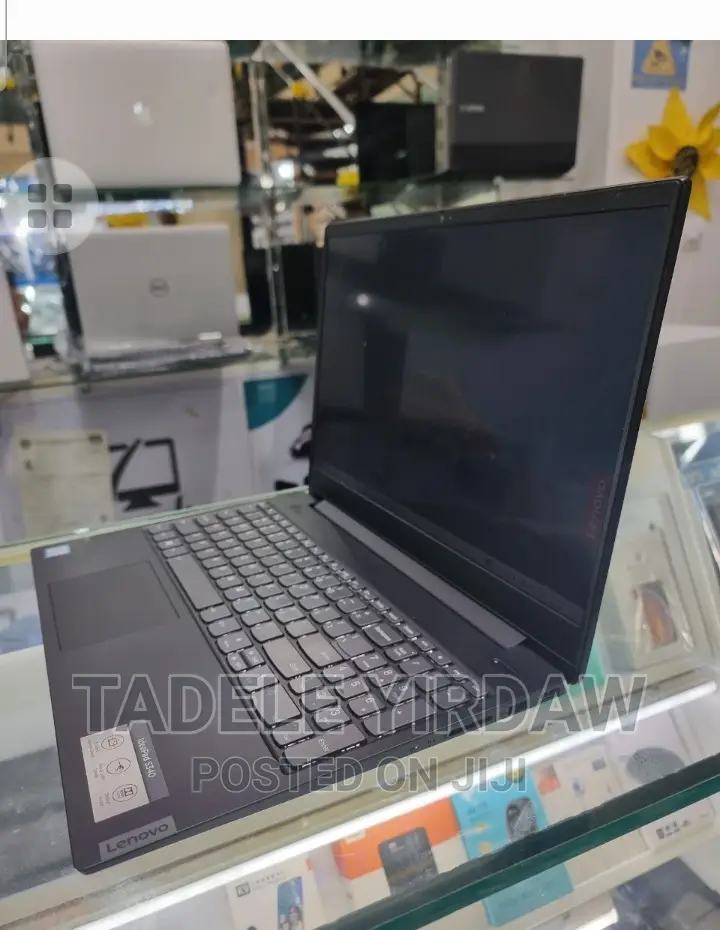 New Laptop Lenovo Ideapad 3 8GB Intel Core I3 SSD 256GB