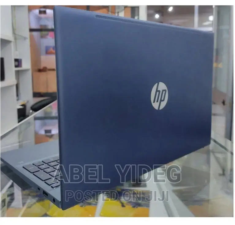 New Laptop HP Pavilion 15 8GB AMD Ryzen 5 SSD 512GB