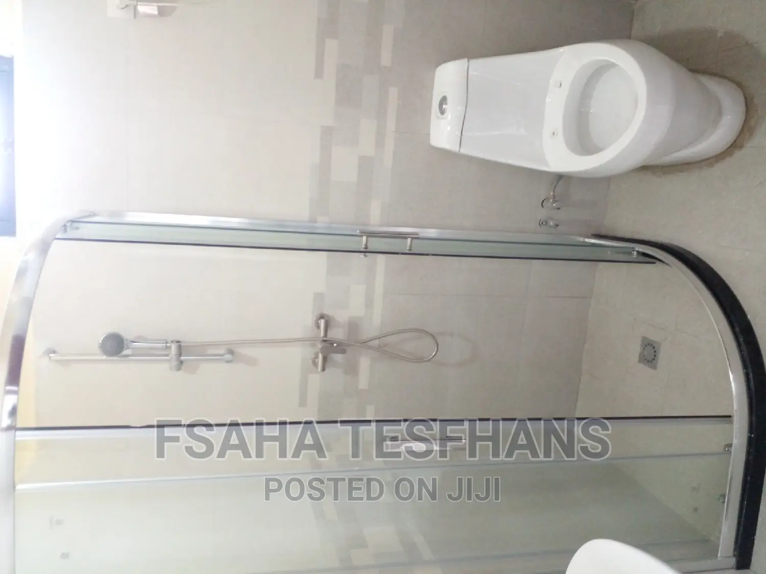 3bdrm Apartment in Luxury Apartment, Yeka for rent