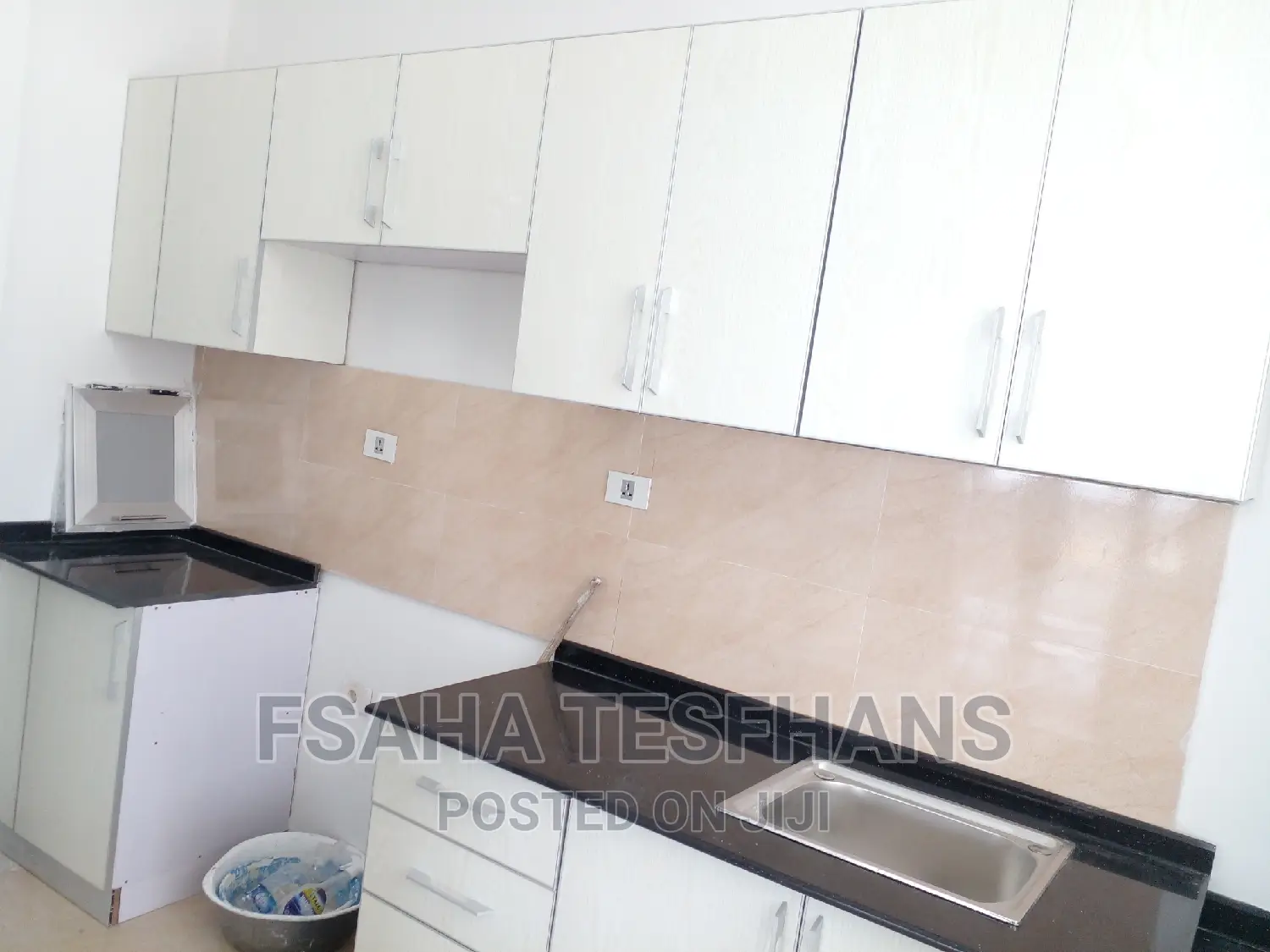 3bdrm Apartment in Luxury  Apartments, Yeka for rent