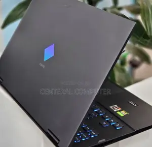 New Laptop HP 16GB AMD Ryzen 7 SSD 1T