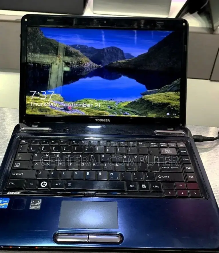 New Laptop Toshiba Satellite C55 4GB Intel Core I3 HDD 320GB