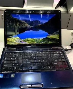 New Laptop Toshiba Satellite C55 4GB Intel Core I3 HDD 320GB