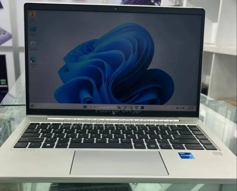 New Laptop HP EliteBook Folio 9480M 16GB Intel Core I7 SSD 512GB