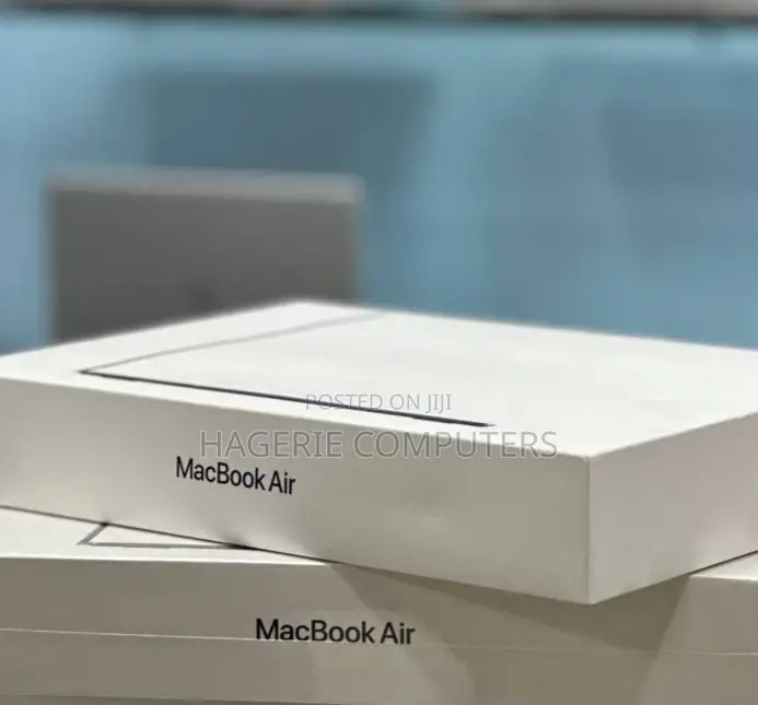 New Laptop Apple MacBook Air 2022 M2 8GB Apple M2 SSD 256GB