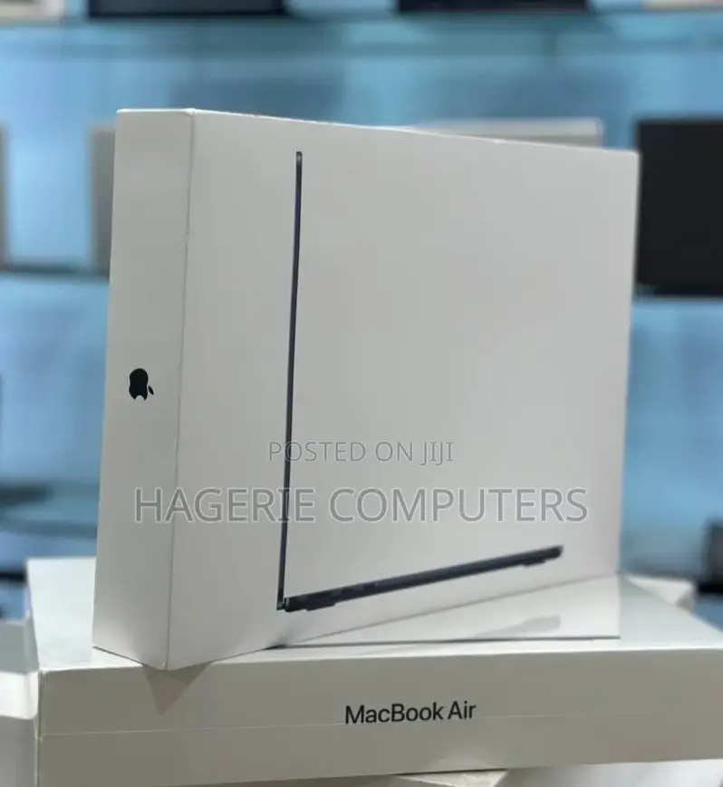 New Laptop Apple MacBook Air 2022 M2 8GB Apple M2 SSD 256GB