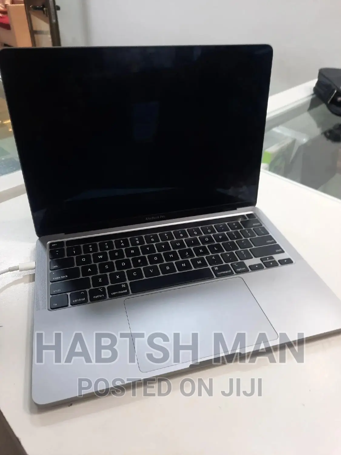 New Laptop Apple MacBook Pro 2020 16GB Intel Core I5 SSD 1T