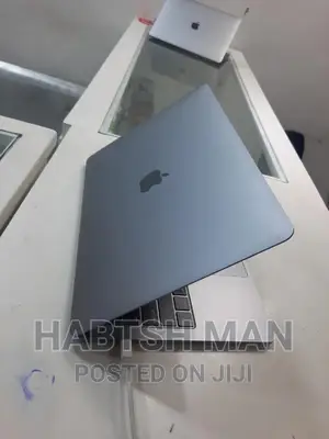 New Laptop Apple MacBook Pro 2020 16GB Intel Core I5 SSD 1T