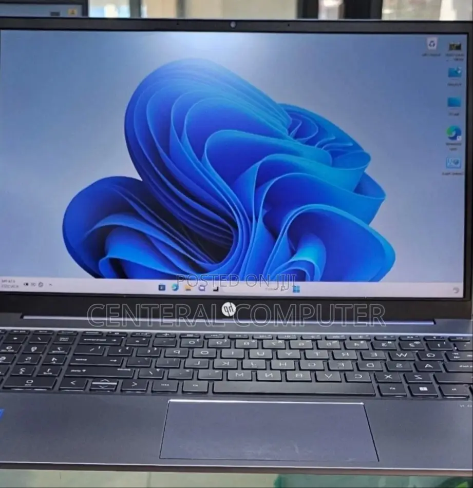 New Laptop HP Pavilion 15 16GB Intel Core I7 SSD 1T