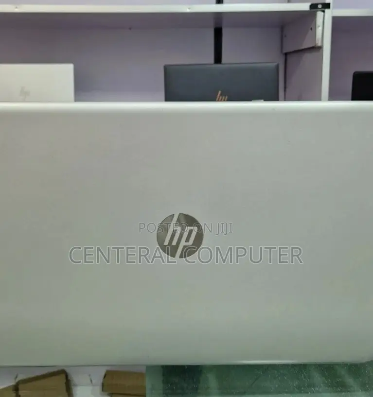 New Laptop HP Pavilion 17z 8GB Intel Core I5 HDD 1T