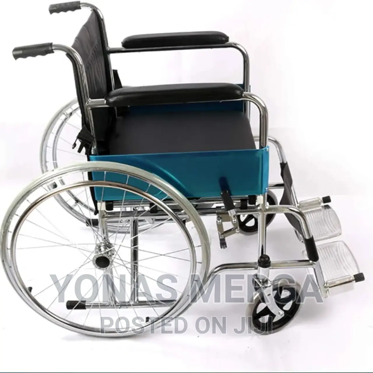 Light Weight, Simple Folding, Easy to Travel and Carry