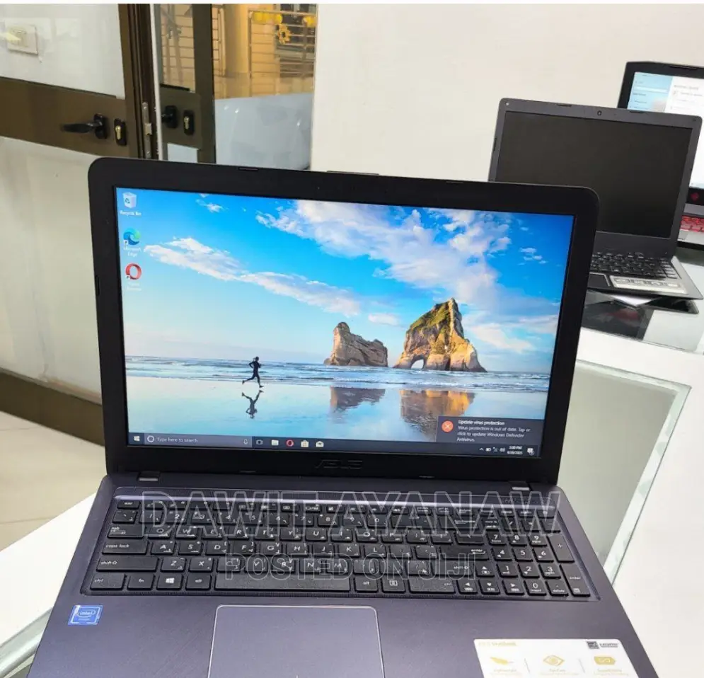 New Laptop Asus 4GB Intel Core 2 Duo HDD 1T