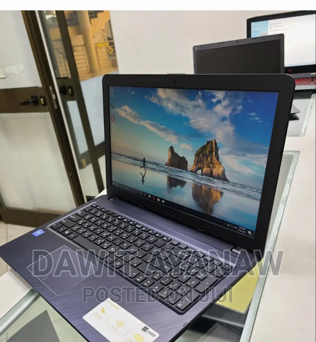 New Laptop Asus 4GB Intel Core 2 Duo HDD 1T
