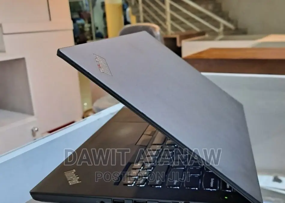New Laptop Lenovo 8GB Intel Core I5 HDD 1T