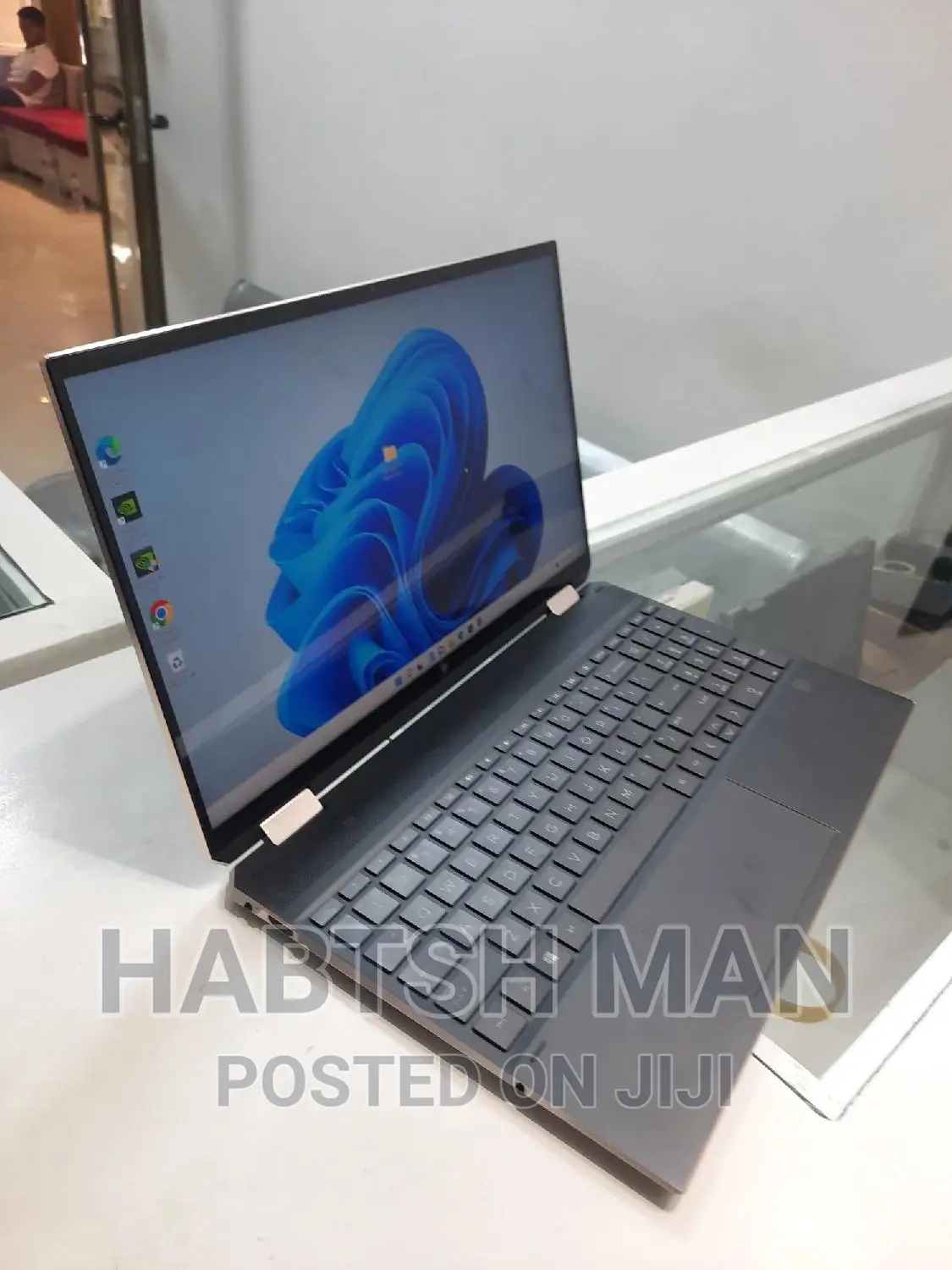 New Laptop HP Spectre X360 16GB Intel Core I7 SSD 512GB