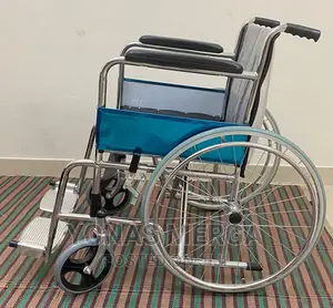 Photo - 130 Kg Manual Patient Wheelchair, 4, Seat Height: 19 Inch